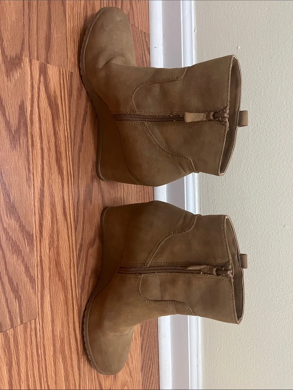 SOUL Naturalizer Tan Wedge Ankle Boots